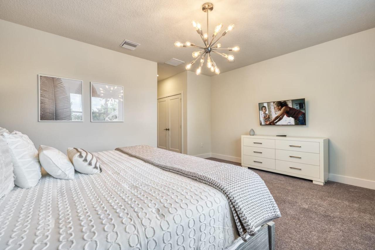 Modern Home With Private Pool Near Disney Orlando Bagian luar foto